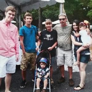 Meet your Posher, Vicky